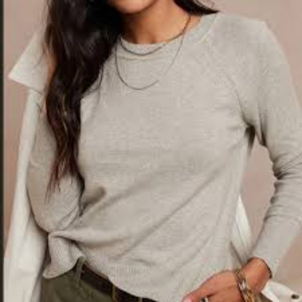 BANANA REPUBLIC SILK CASHMERE GRAY SWEATER SZ M